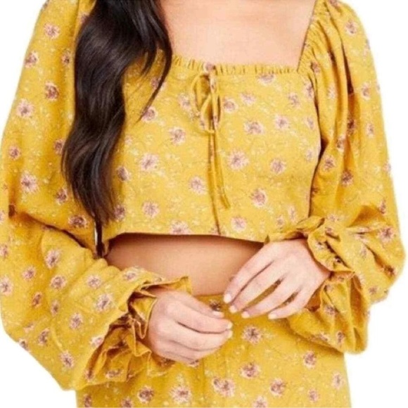 Altar'd State Tops - Altar'd State Yellow Puff Sleeve Crop Blouse
